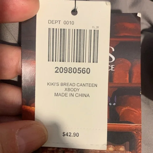 Studio Ghibli Her Universe Kiki's Delivery Service Bread Wreath Crossbody Bag - Picture 5 of 12